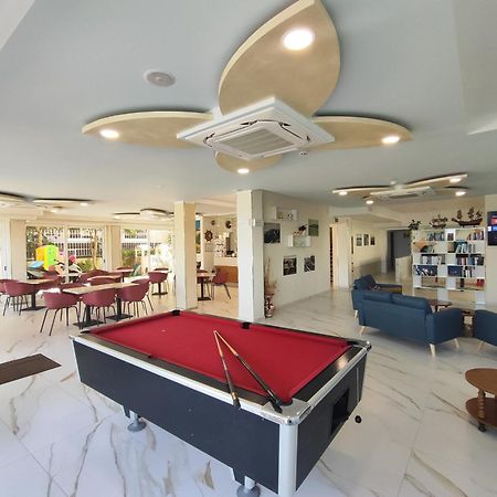 Hotel Palazzi Gabicce Mare Eksteriør billede